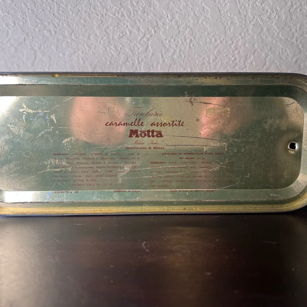 Vintage 1960s Motta Geisha Tin | Italian Confectionery Collectible
